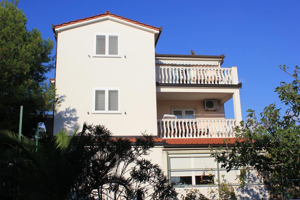 Apartments 4 Dolphins 罗戈兹尼察 外观 照片